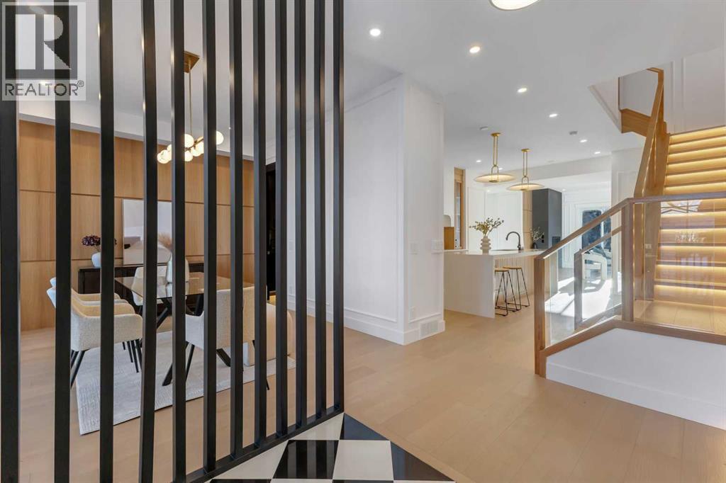 1321 10 Avenue Se, Calgary, Alberta  T2G 0W8 - Photo 5 - A2300444