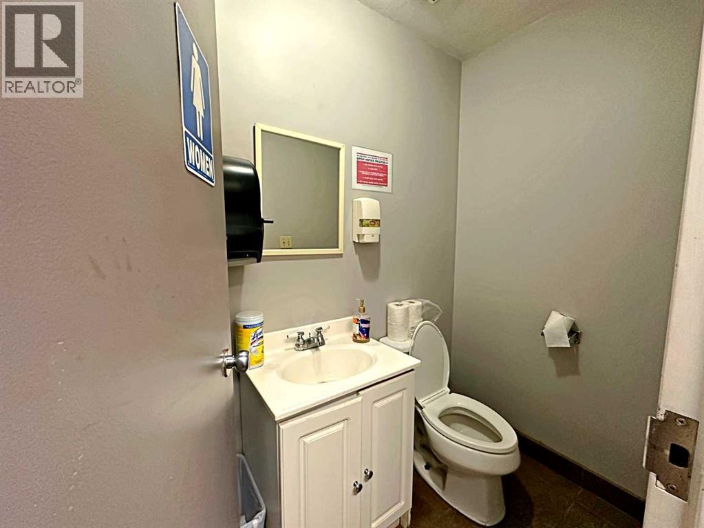 145 Macdonald Crescent, Fort Mcmurray, Alberta  T9H 4B3 - Photo 36 - A2281191