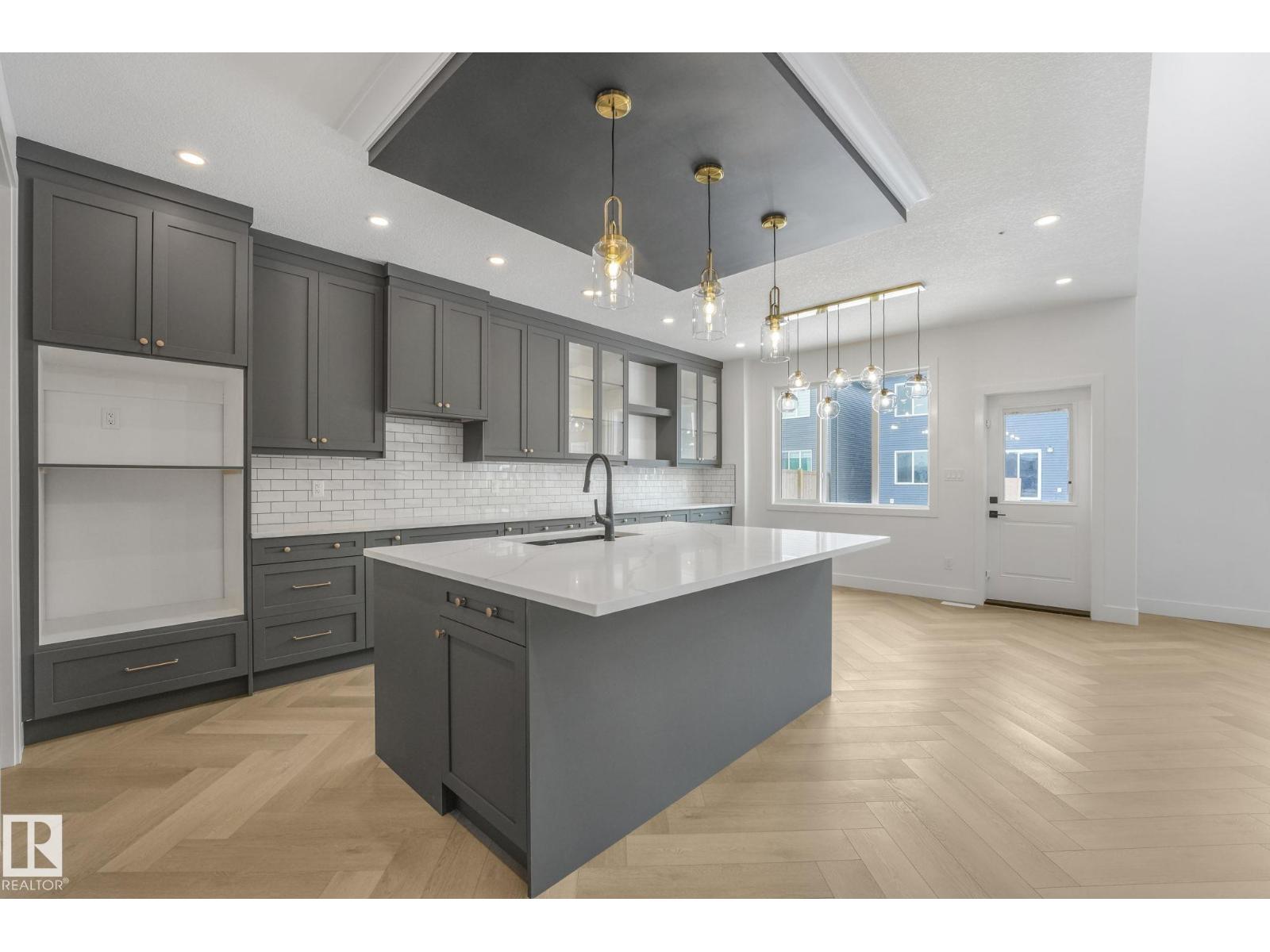 471 Canter Wd, Sherwood Park, Alberta  T8H 3A9 - Photo 6 - E4483135