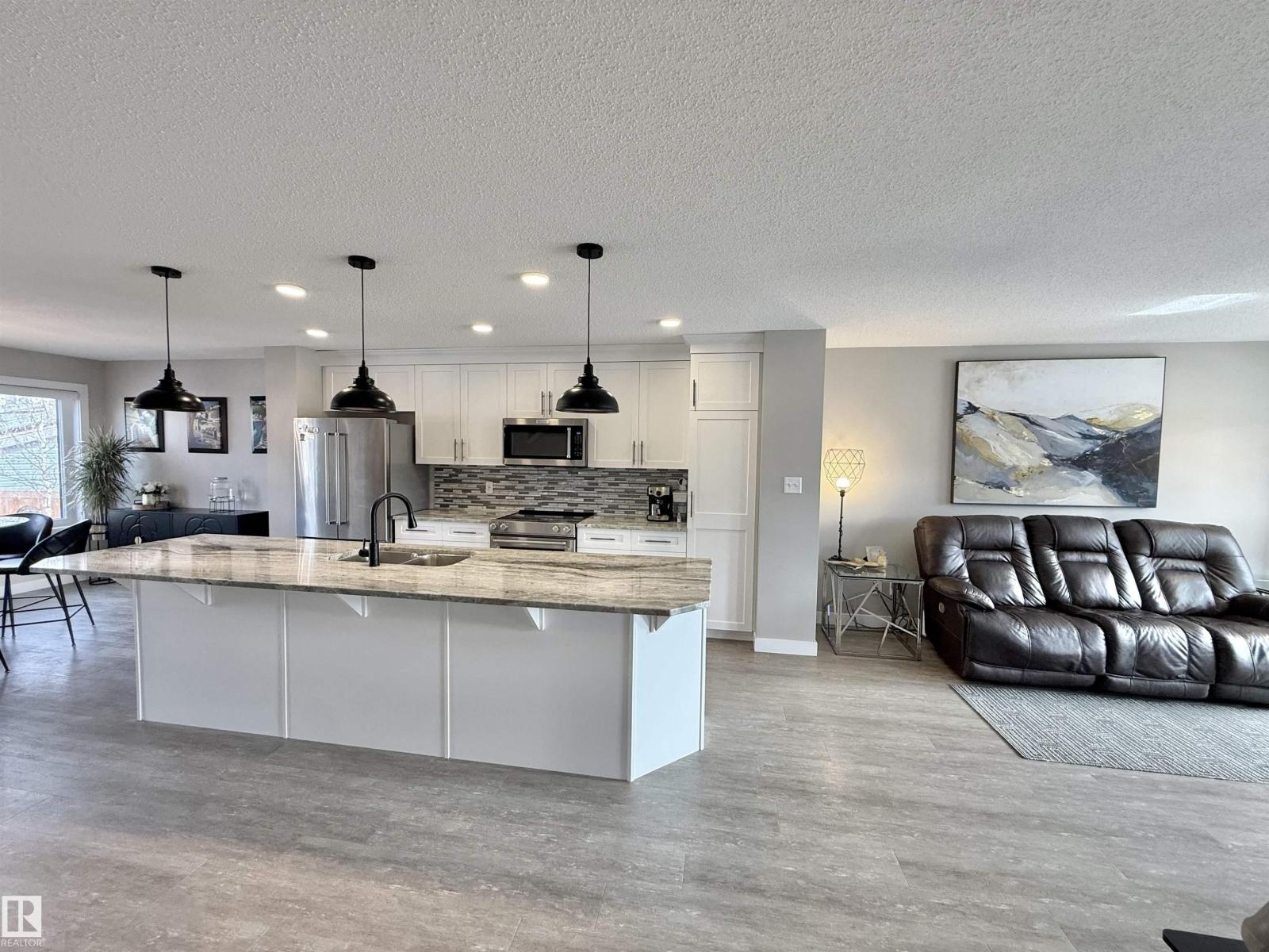 1234 Sandstone Bv, Sherwood Park, Alberta  T8H 1A9 - Photo 9 - E4483137