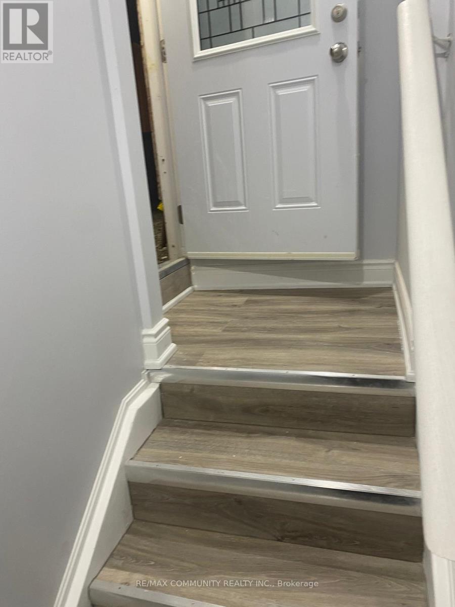 162 AGRO STREET, Hamilton, Ontario