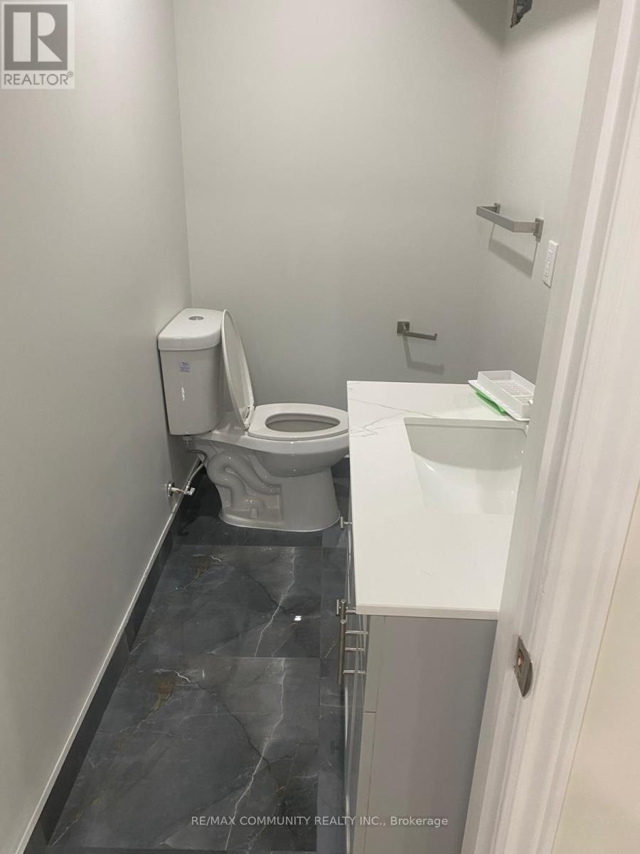 162 Agro Street, Hamilton, Ontario  L8B 1X7 - Photo 5 - X13017492