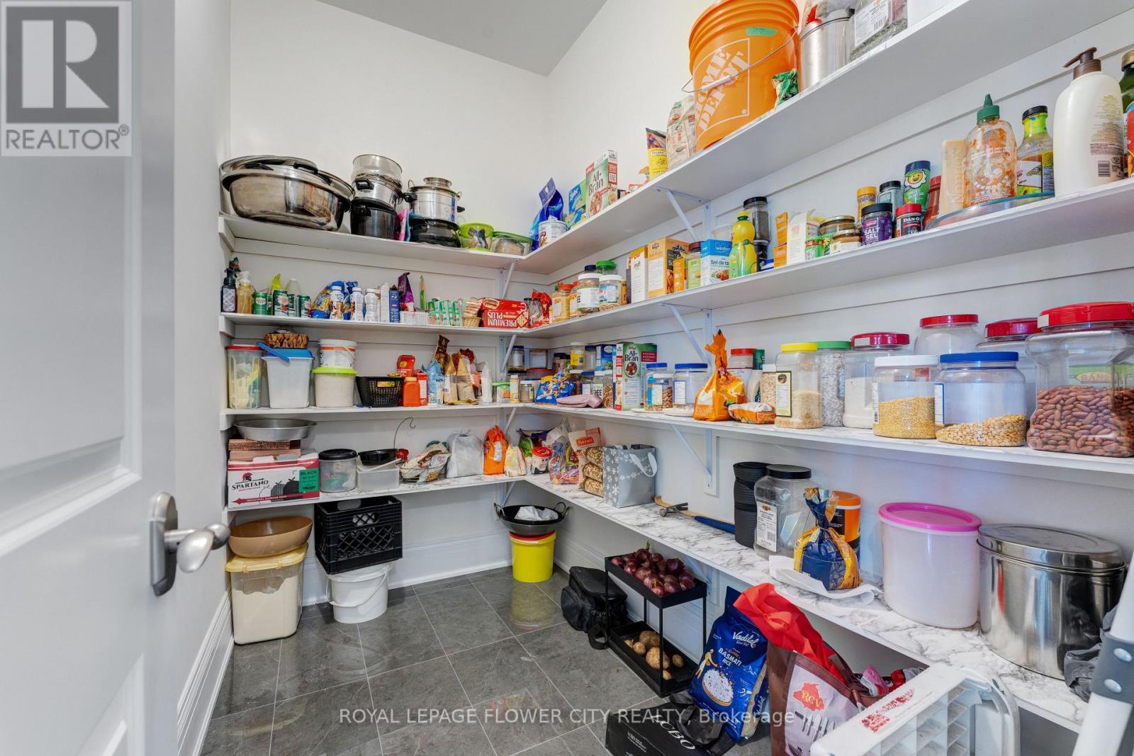 20 Seraville Street, Vaughan, Ontario  L4H 4P7 - Photo 11 - N13004566