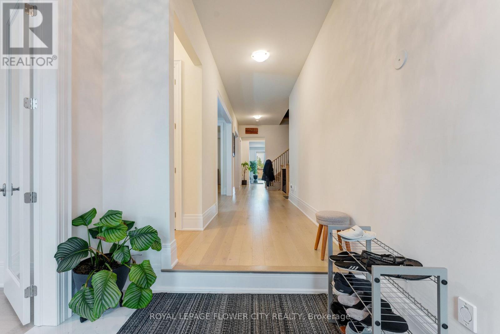 20 Seraville Street, Vaughan, Ontario  L4H 4P7 - Photo 6 - N13004566