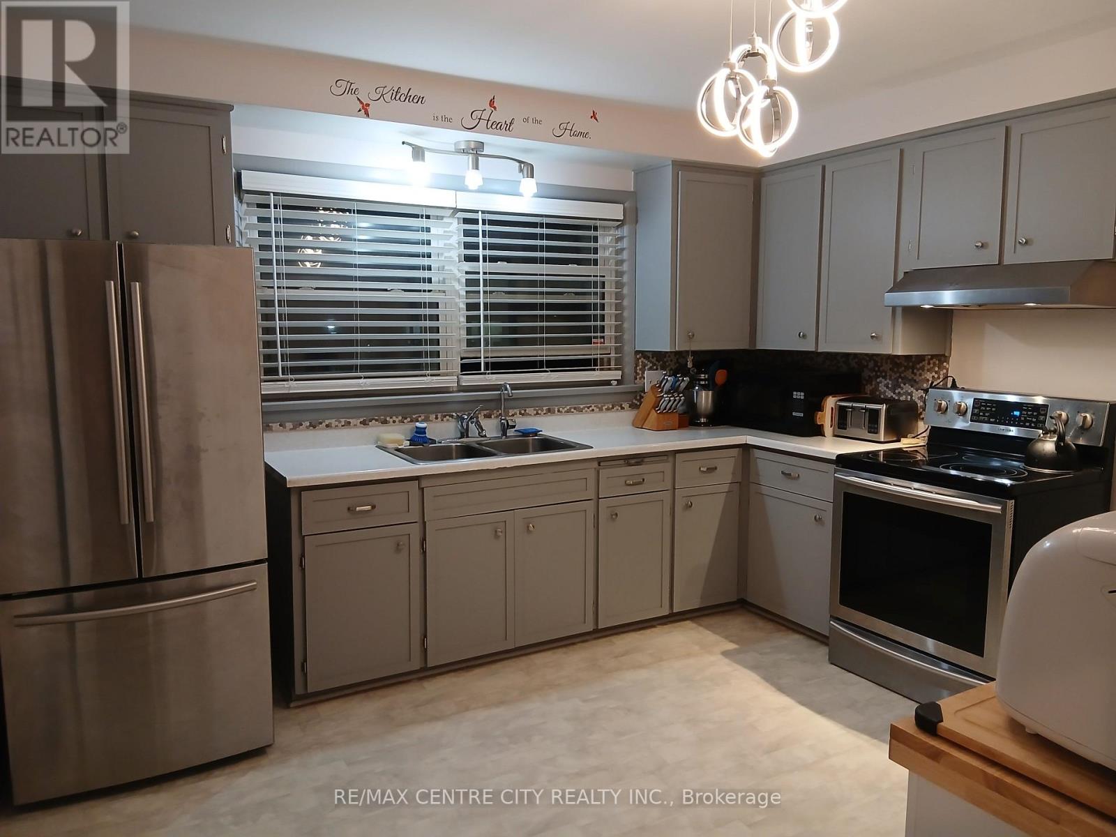 1948 Royal Crescent, London East, Ontario  N5V 1N7 - Photo 8 - X13010058