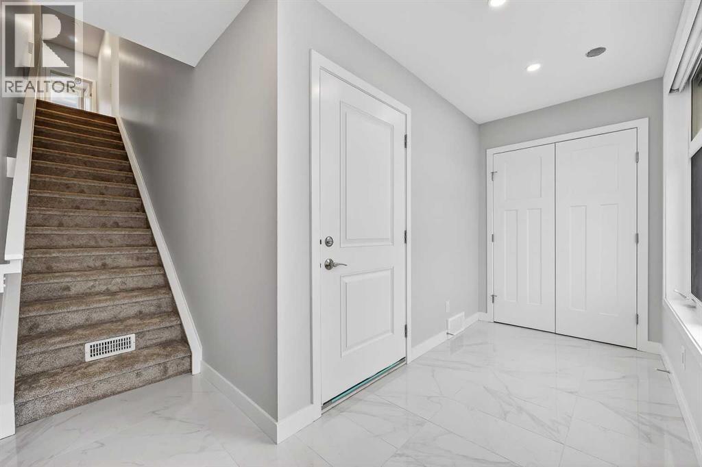 591 Mahogany Road SE, Calgary, Alberta  T3M 3Y3 - Photo 4 - A2277593