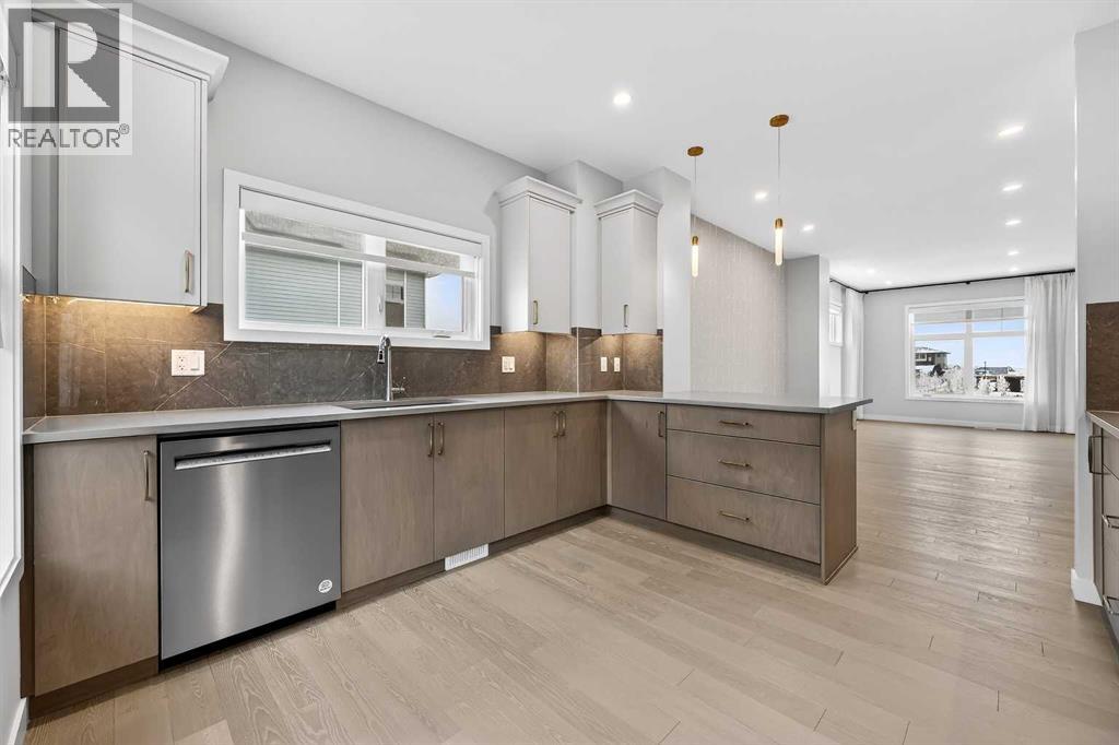 591 Mahogany Road SE, Calgary, Alberta  T3M 3Y3 - Photo 13 - A2277593