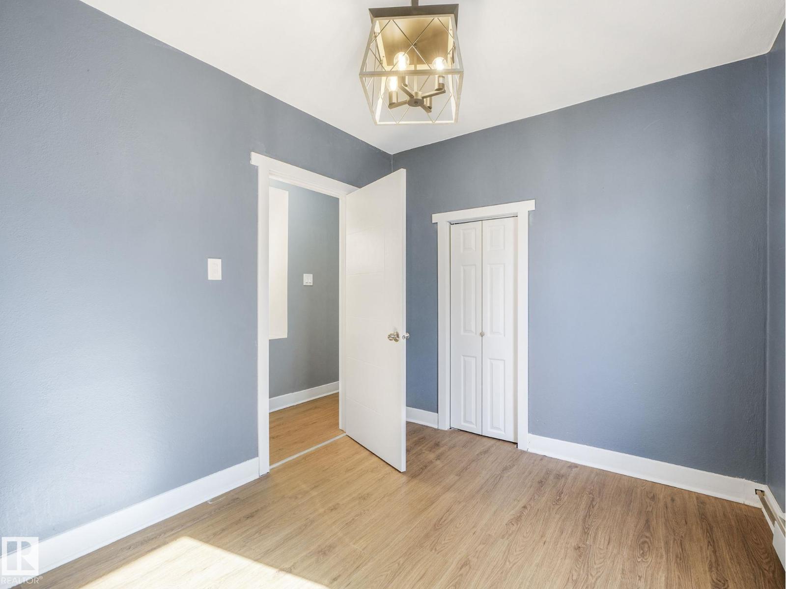 9638 106 Av NW, Edmonton, Alberta  T5H 0N4 - Photo 22 - E4476654