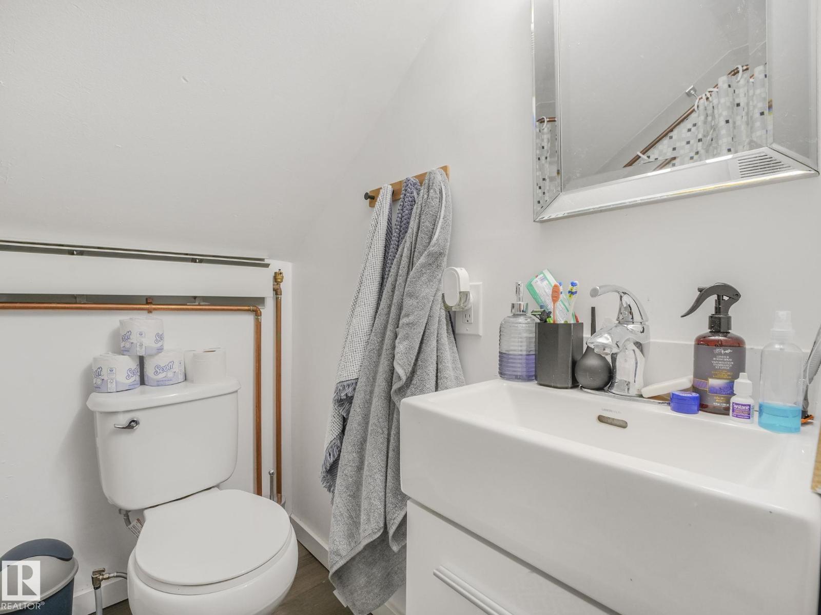 9638 106 Av NW, Edmonton, Alberta  T5H 0N4 - Photo 33 - E4476654