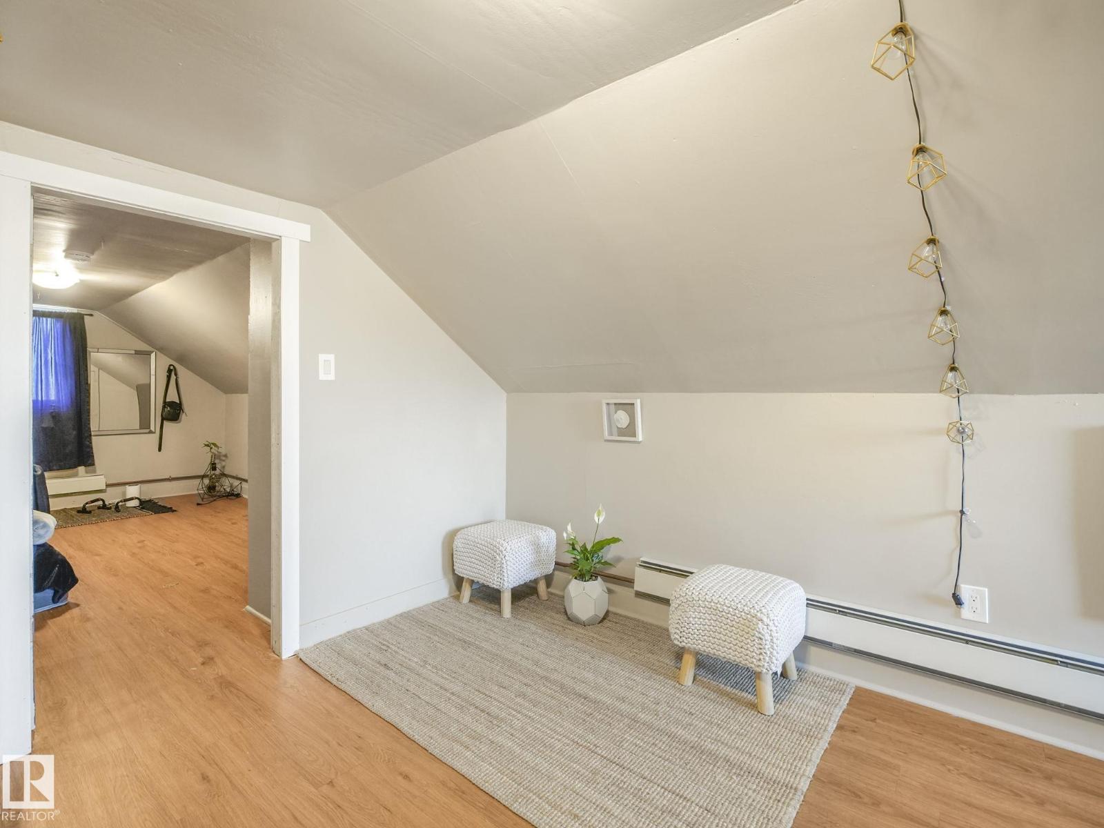 9638 106 Av NW, Edmonton, Alberta  T5H 0N4 - Photo 37 - E4476654