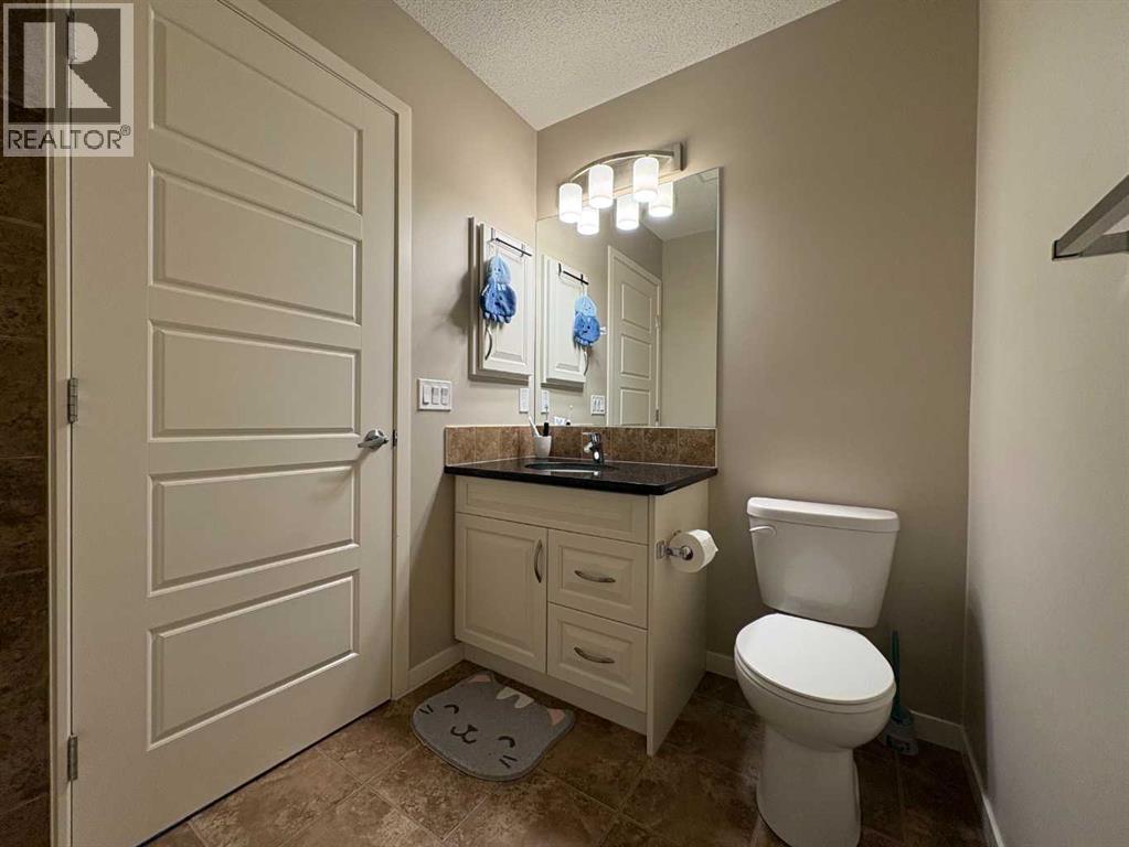 535 Panatella Walk Nw, Calgary, Alberta  T3K 0Z3 - Photo 13 - A2302413