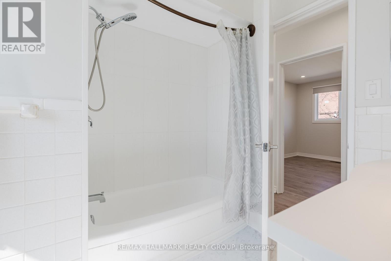 17 Wolmsley Crescent, Ottawa, Ontario  K2G 1J3 - Photo 18 - X13017534