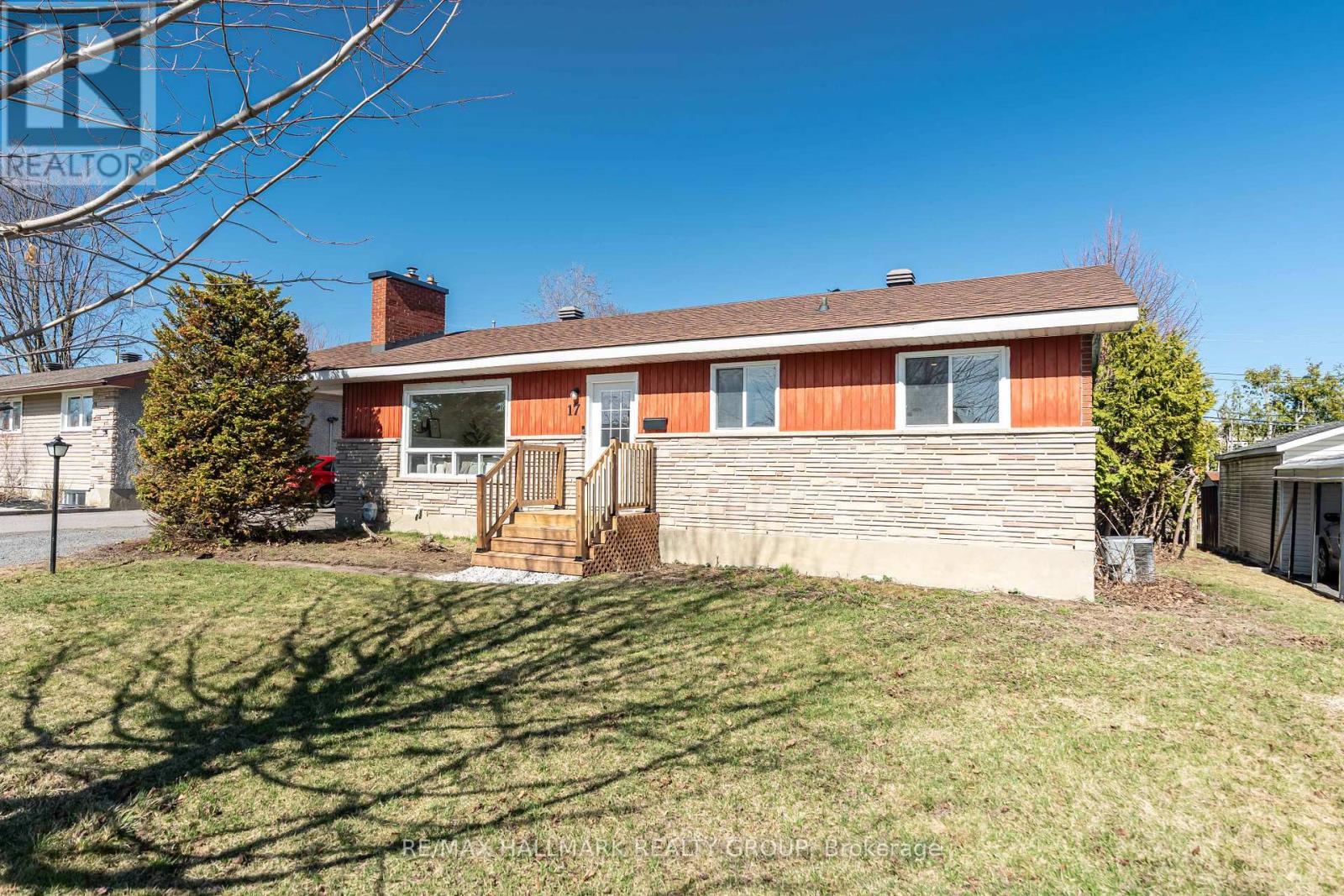 17 Wolmsley Crescent, Ottawa, Ontario  K2G 1J3 - Photo 2 - X13017534