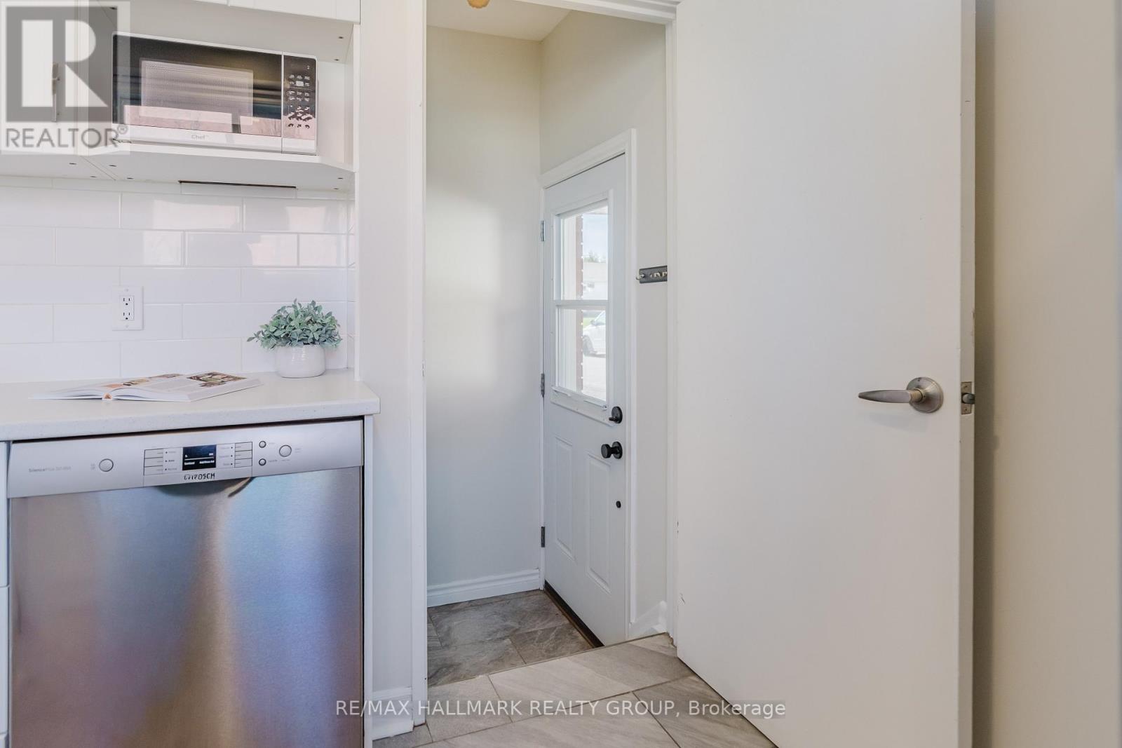 17 Wolmsley Crescent, Ottawa, Ontario  K2G 1J3 - Photo 29 - X13017534