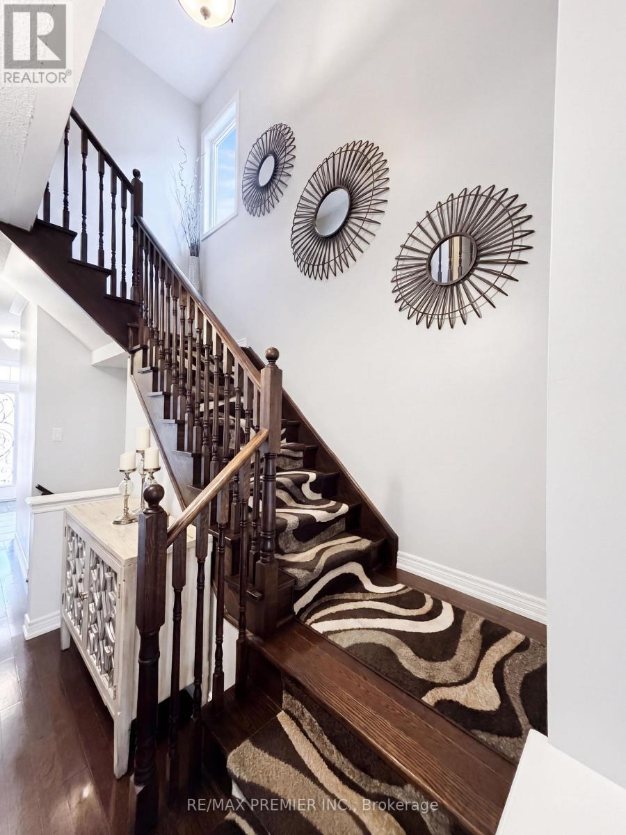 82 Chesterwood Crescent, Brampton, Ontario  L6Y 0Z5 - Photo 16 - W12961110