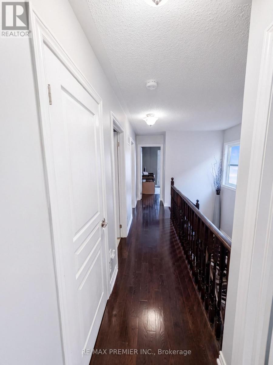 82 Chesterwood Crescent, Brampton, Ontario  L6Y 0Z5 - Photo 19 - W12961110