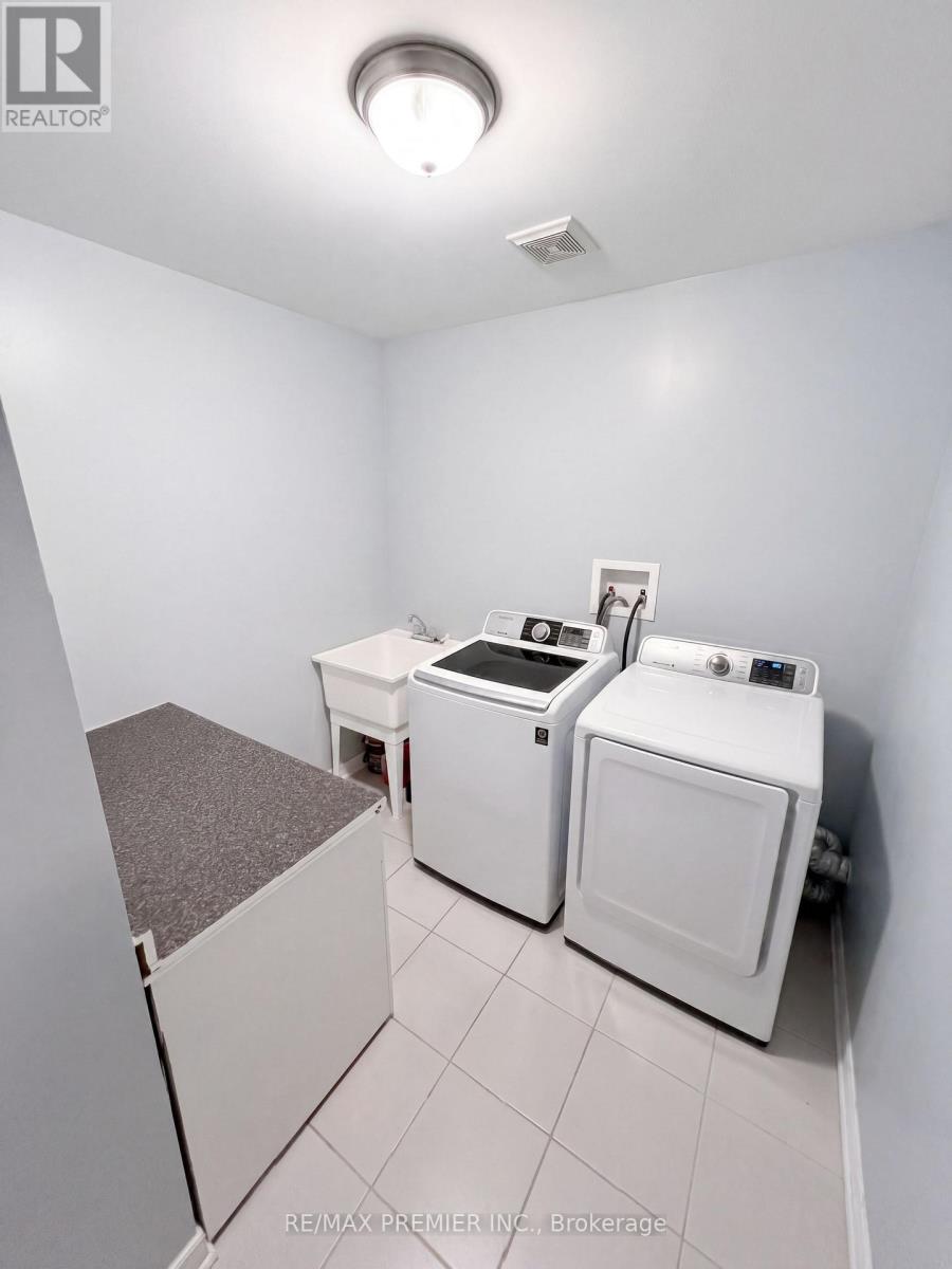 82 Chesterwood Crescent, Brampton, Ontario  L6Y 0Z5 - Photo 20 - W12961110