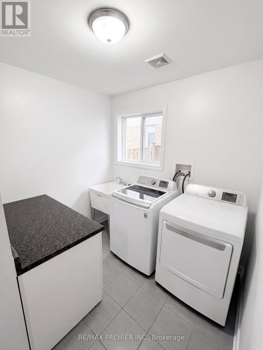 82 Chesterwood Crescent, Brampton, Ontario  L6Y 0Z5 - Photo 21 - W12961110