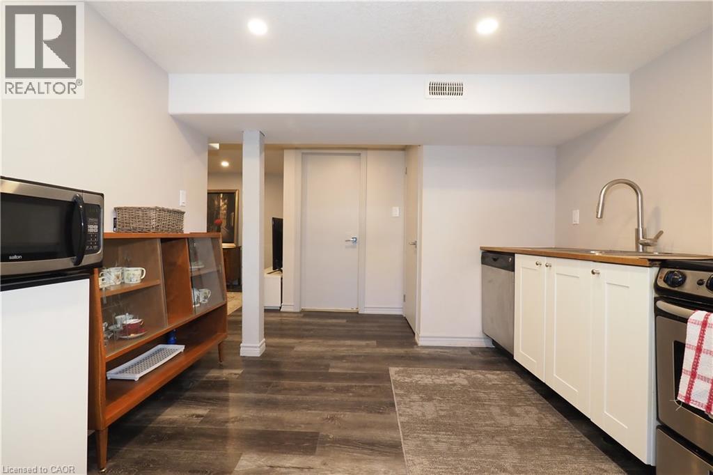 354 Blucher Boulevard, Kitchener, Ontario  N2H 5V9 - Photo 27 - 40820586