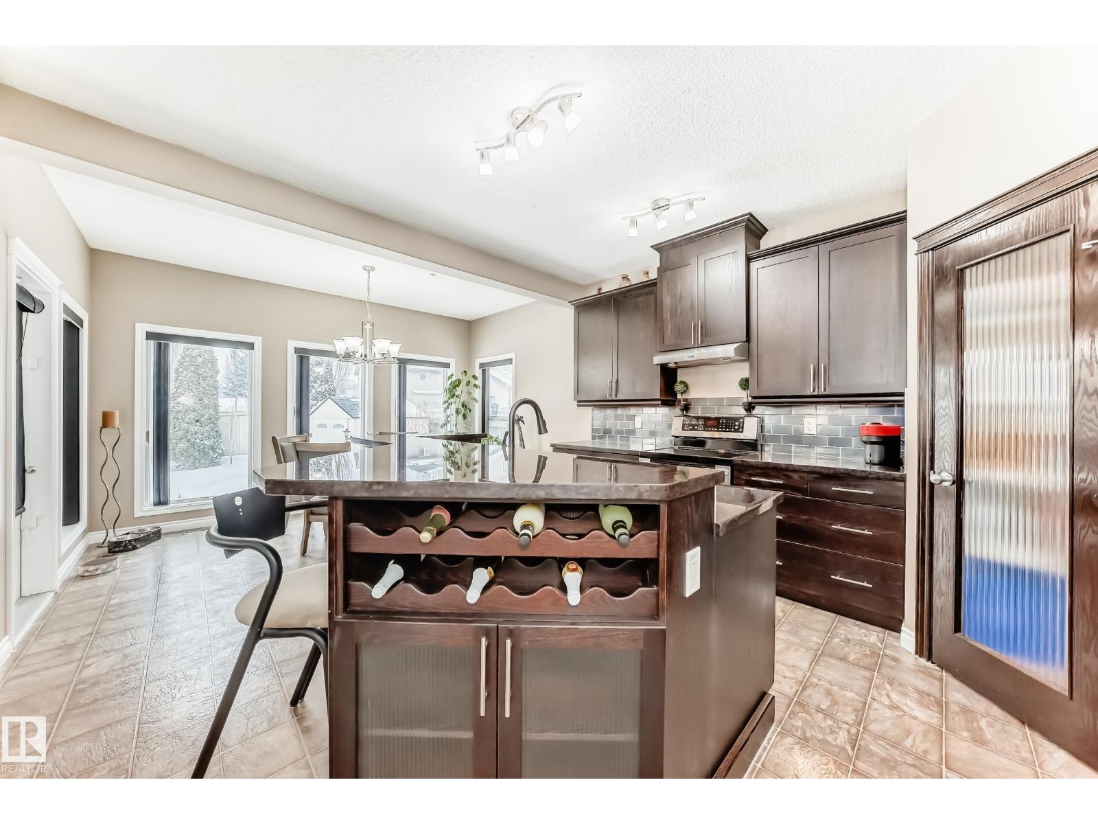 7548 Speaker Wy NW, Edmonton, Alberta  T6R 0P1 - Photo 18 - E4474257