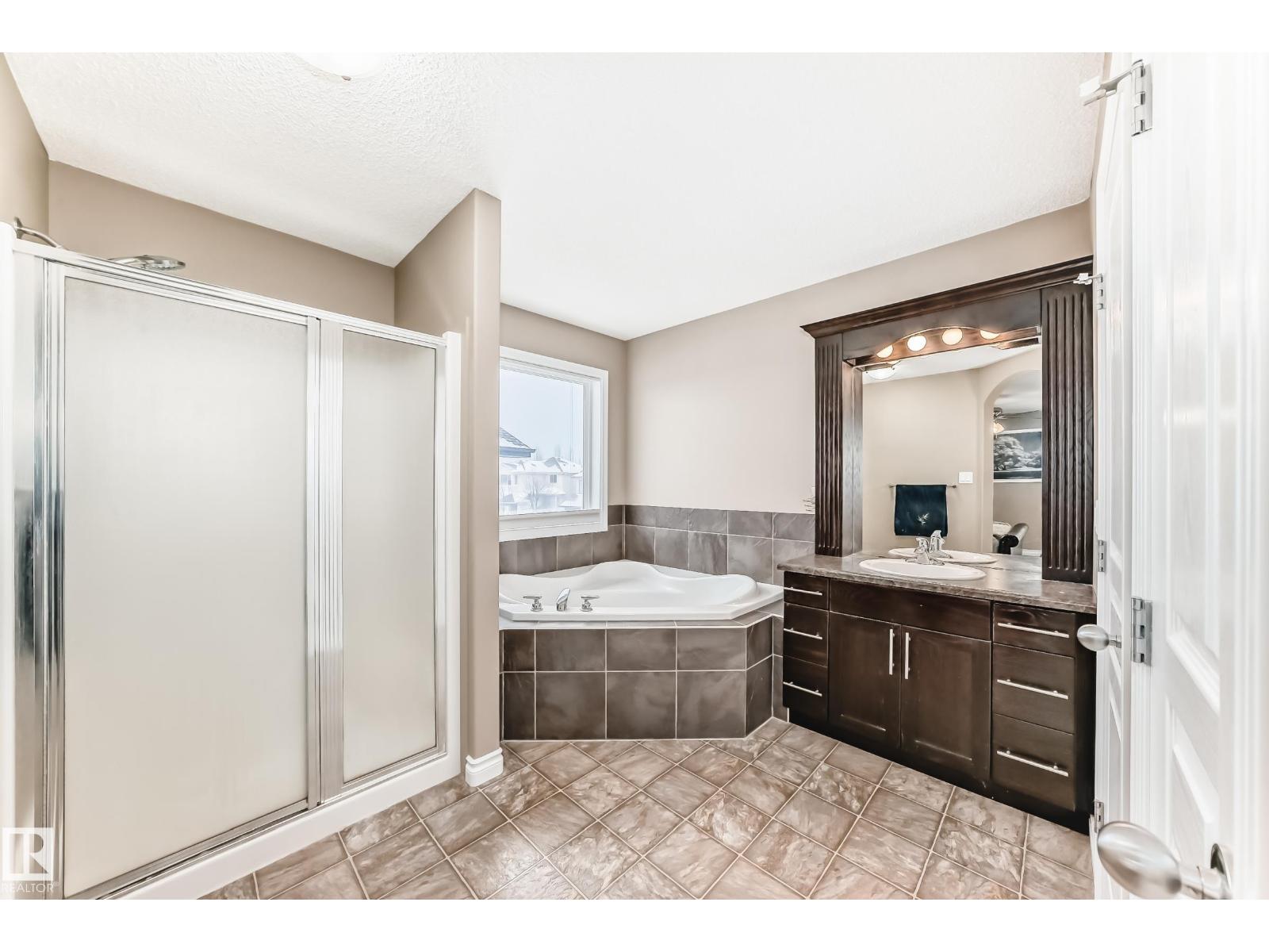 7548 Speaker Wy NW, Edmonton, Alberta  T6R 0P1 - Photo 44 - E4474257