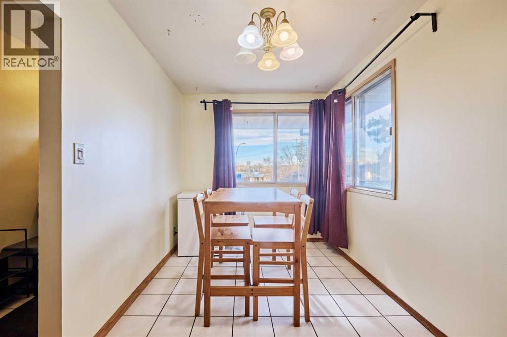 28 Cornell Place NW, Calgary, Alberta  T2K 1J4 - Photo 6 - A2292823