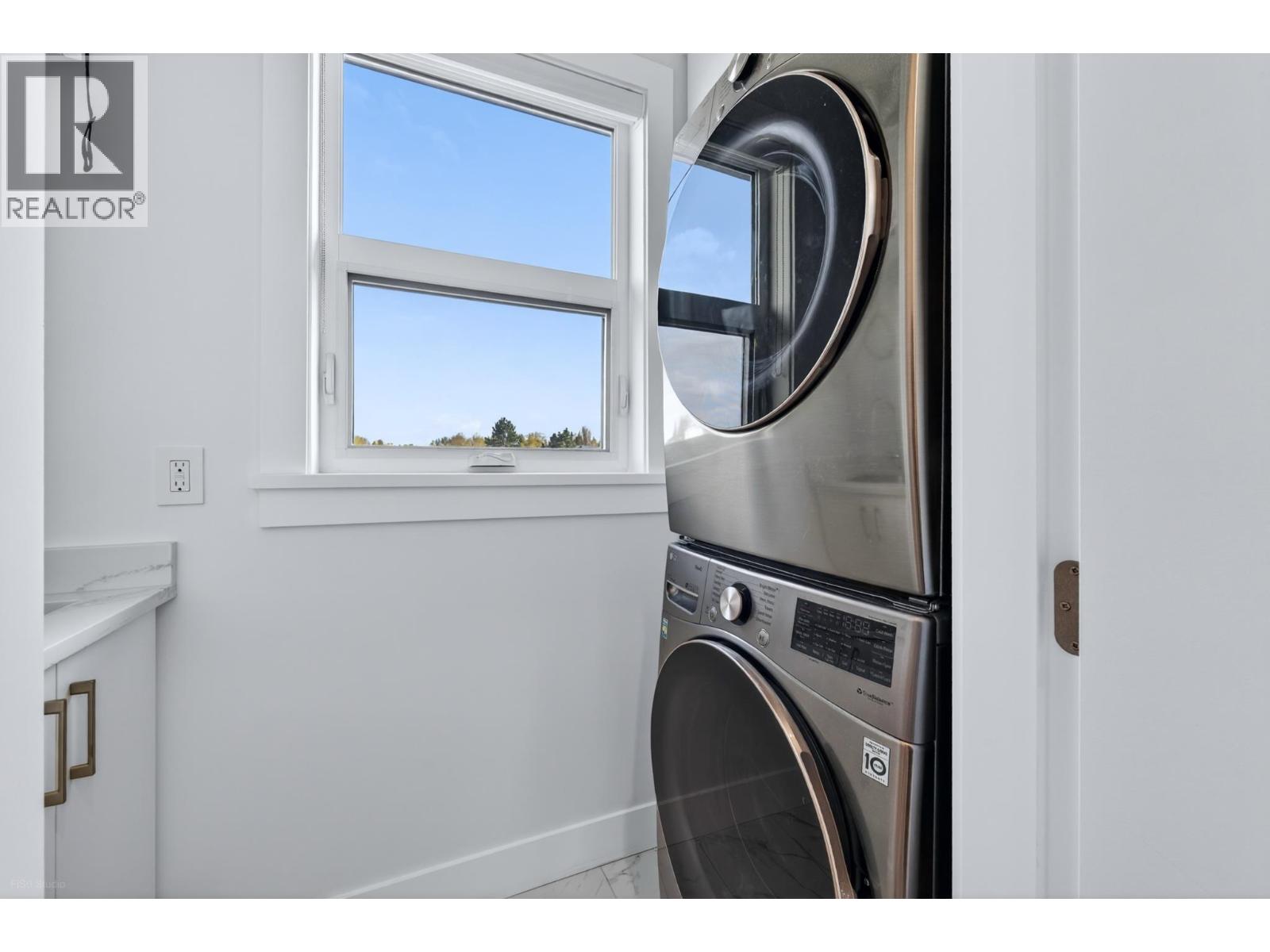 4471 Windjammer Drive, Richmond, British Columbia  V7E 4L7 - Photo 26 - R3112811