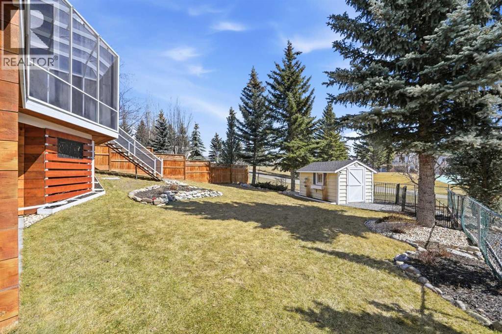 3 Riverview Court, Cochrane, Alberta  T4C 1K6 - Photo 42 - A2299457