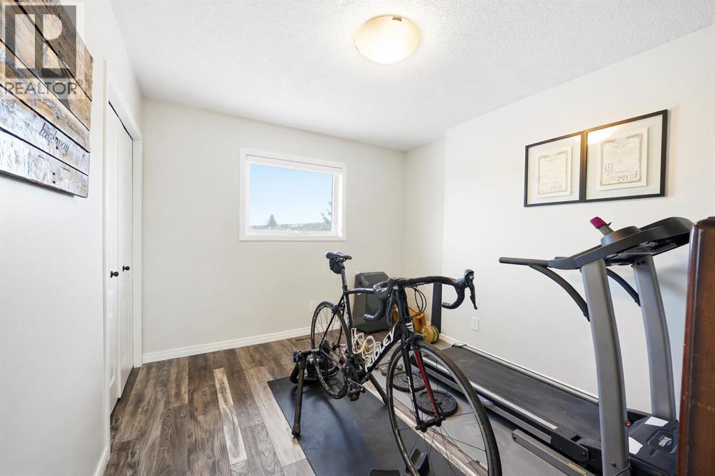 3 Riverview Court, Cochrane, Alberta  T4C 1K6 - Photo 30 - A2299457