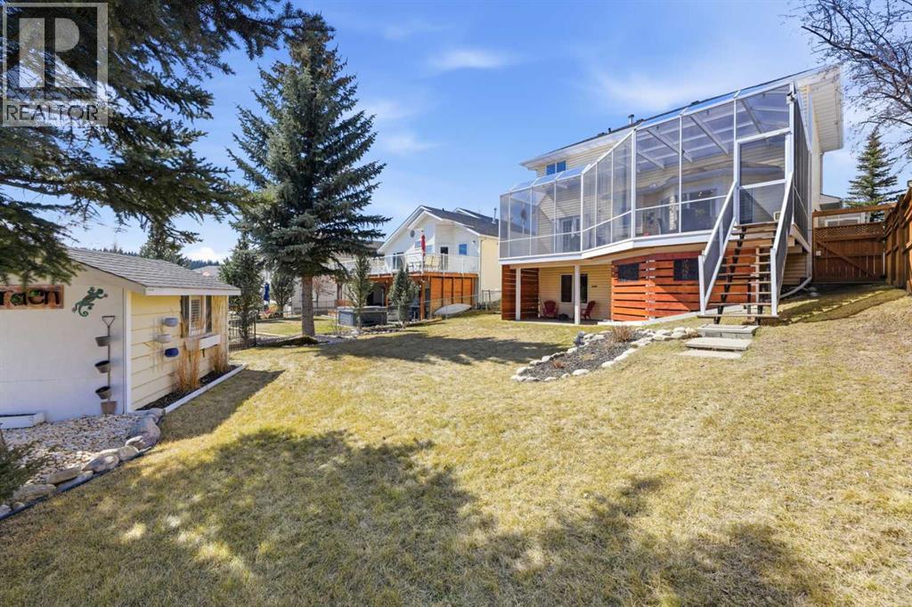 3 Riverview Court, Cochrane, Alberta  T4C 1K6 - Photo 41 - A2299457