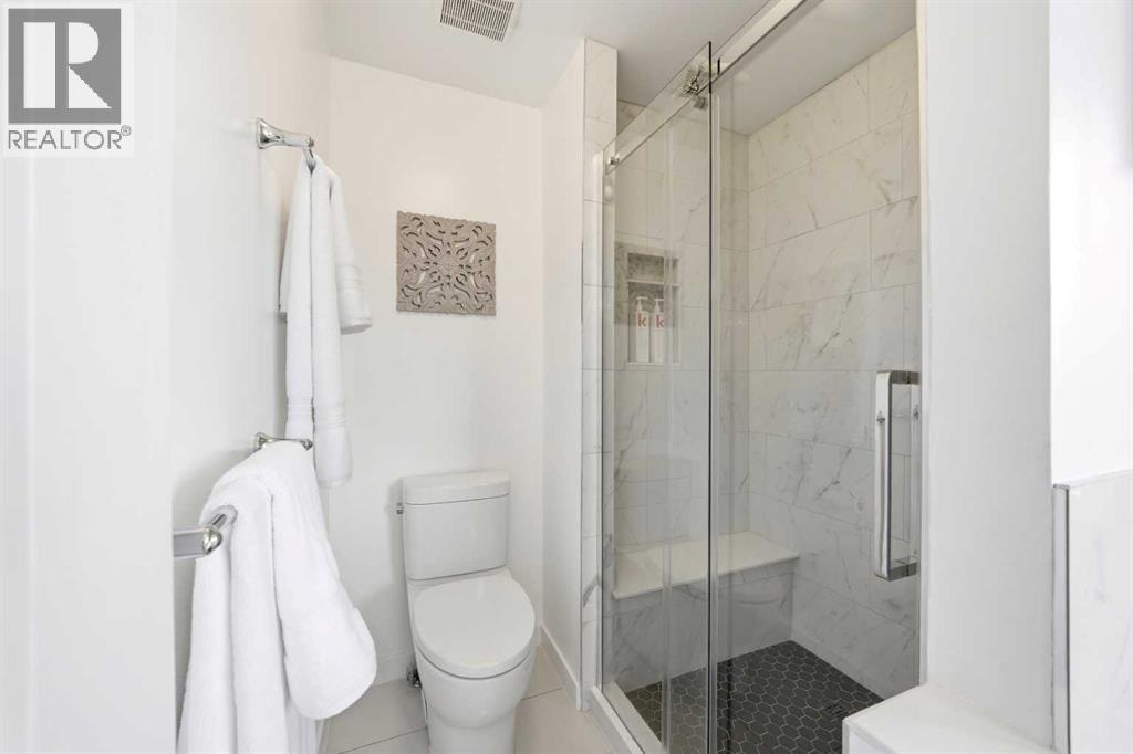 3 Riverview Court, Cochrane, Alberta  T4C 1K6 - Photo 28 - A2299457