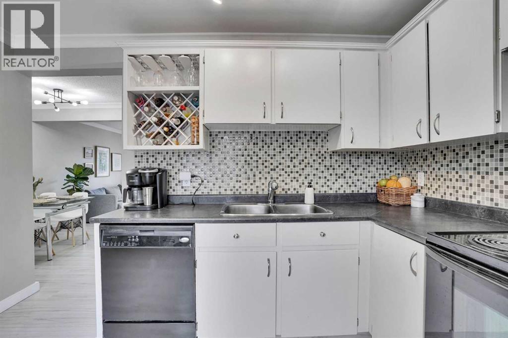 12 Queen Anne Close Se, Calgary, Alberta  T2J 6N6 - Photo 16 - A2302702