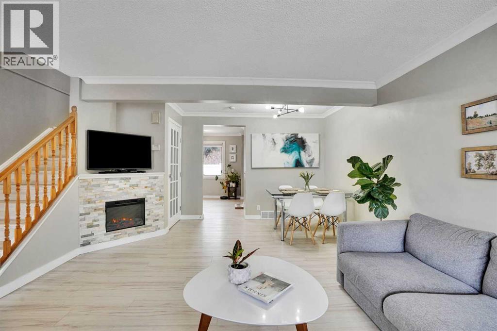 12 Queen Anne Close Se, Calgary, Alberta  T2J 6N6 - Photo 9 - A2302702