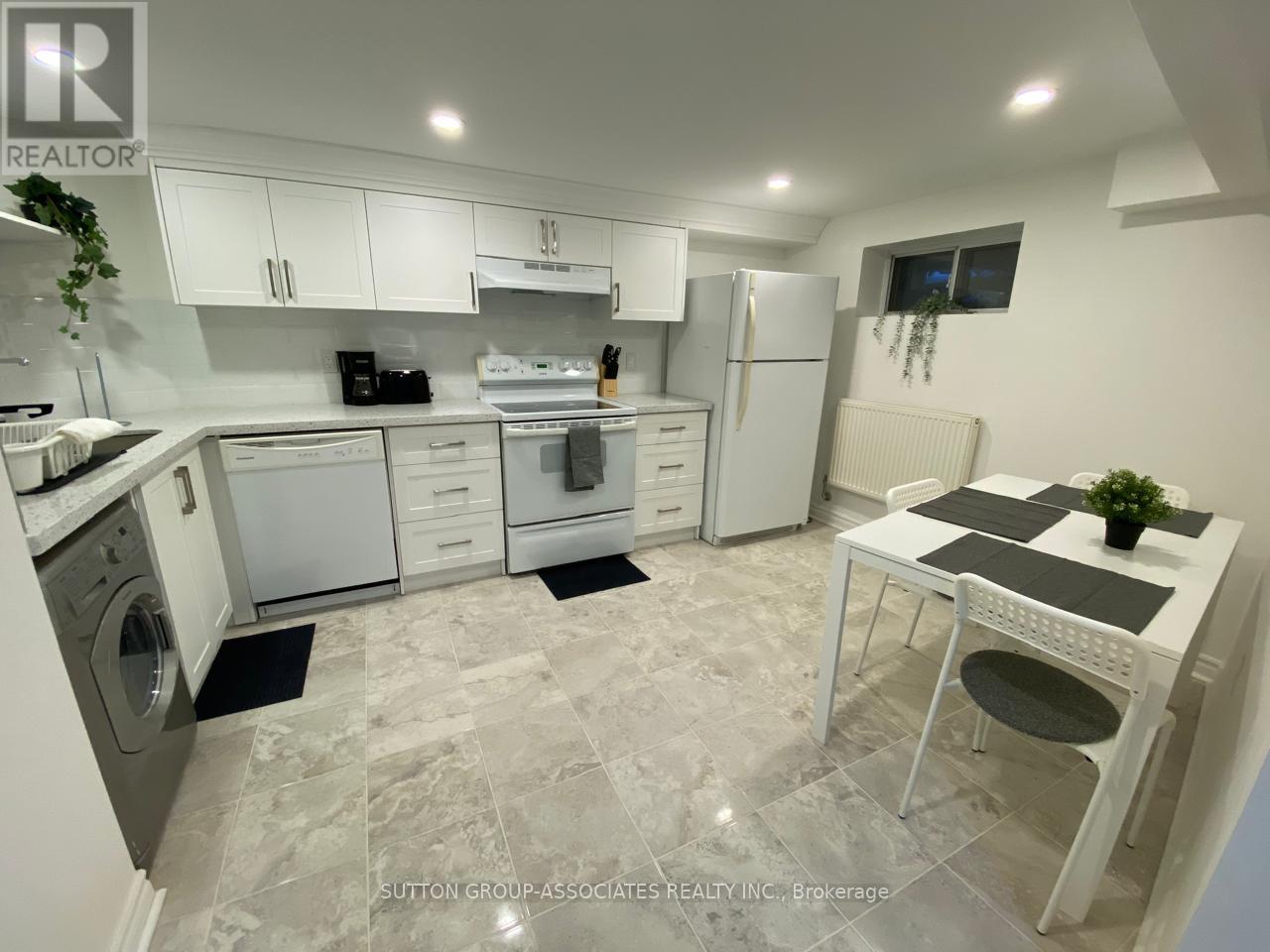 Basement - 184 Madison Avenue, Toronto, Ontario  M5R 2S5 - Photo 7 - C13017510