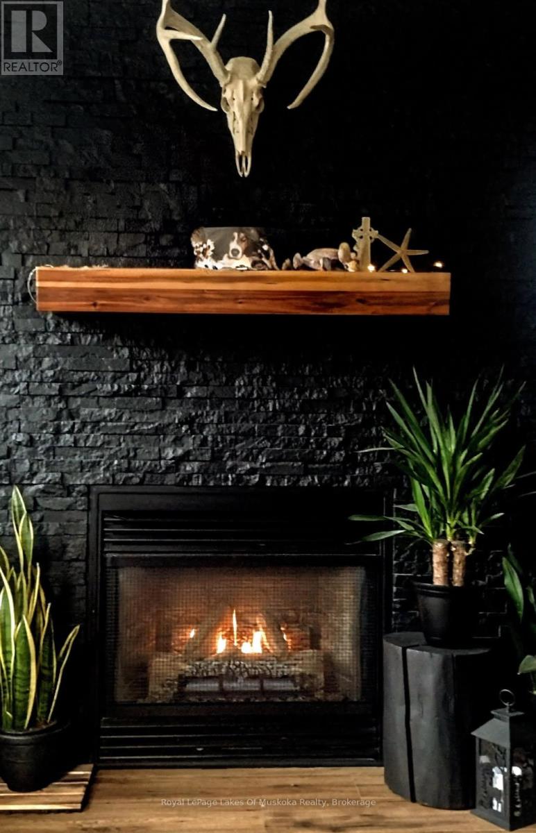 301 - 54 Summit Drive Drive, Huntsville, Ontario  P1H 2E8 - Photo 3 - X13016998