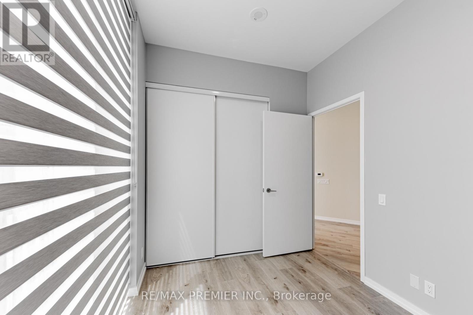 207 - 1000 Portage Parkway, Vaughan, Ontario  L4K 0L1 - Photo 12 - N13017502