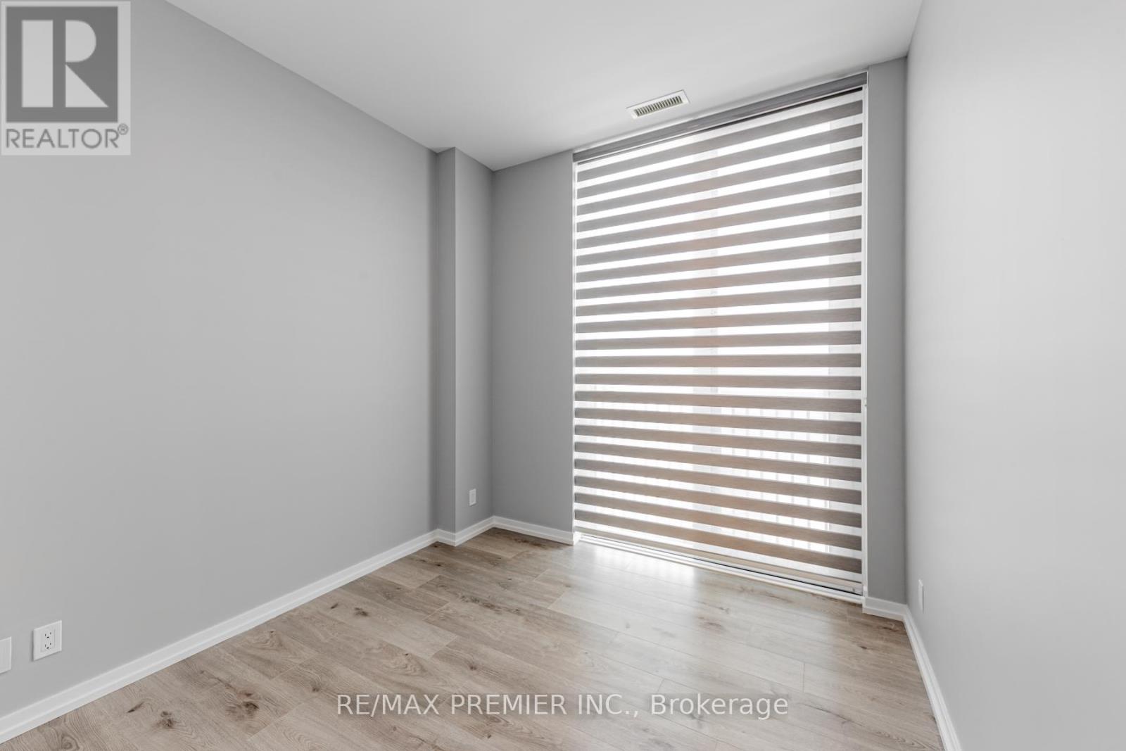 207 - 1000 Portage Parkway, Vaughan, Ontario  L4K 0L1 - Photo 13 - N13017502