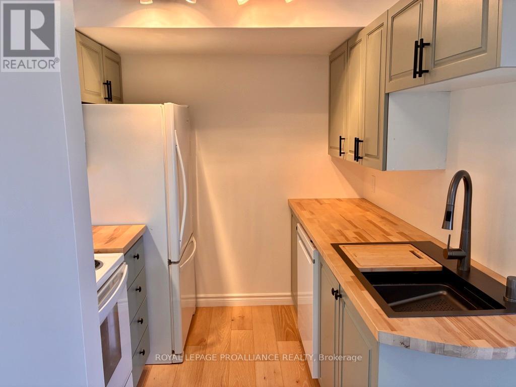 303 - 172 Main Street, Prince Edward County, Ontario  K0K 2T0 - Photo 22 - X13017396