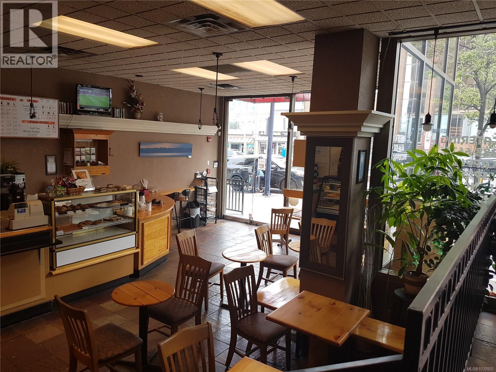 1802 Douglas St, Victoria, British Columbia  V8T 4K6 - Photo 5 - 1030920