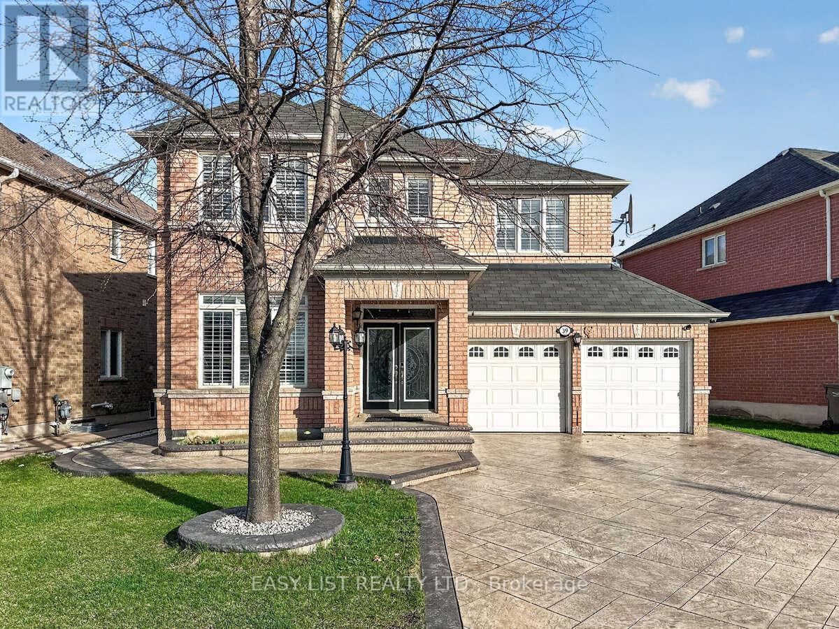 39 GOOD HOPE ROAD, Brampton, Ontario