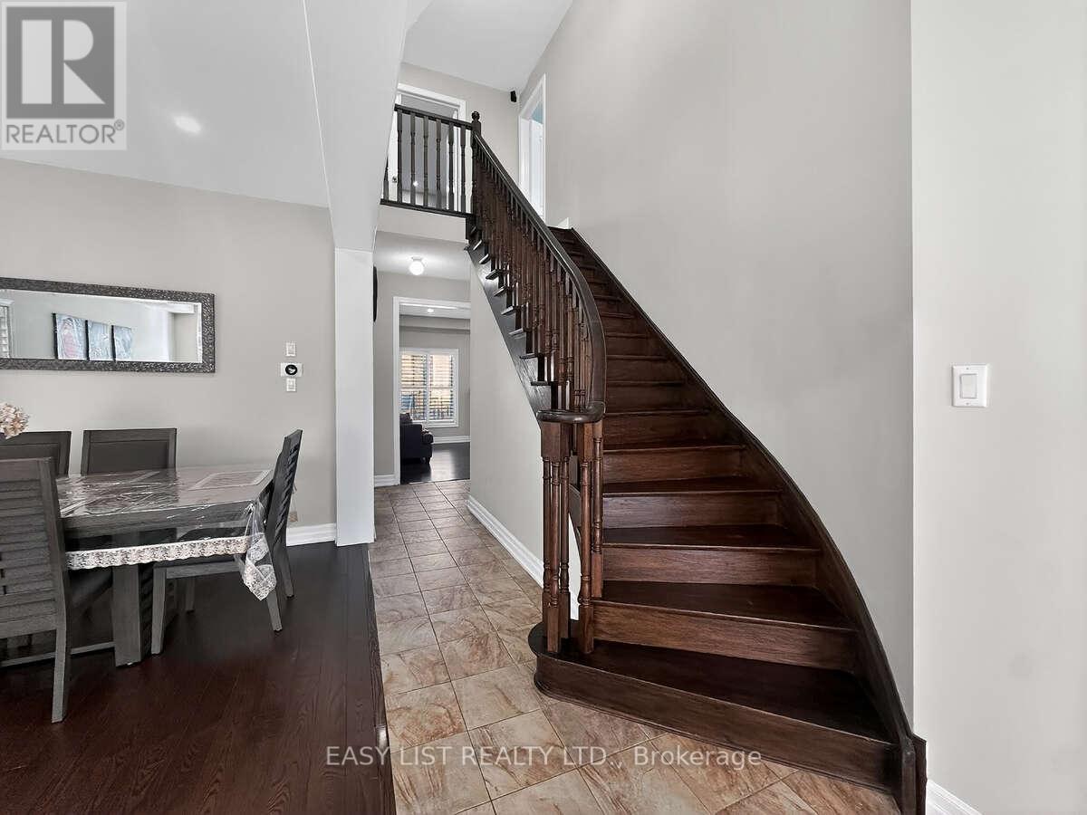 39 Good Hope Road, Brampton, Ontario  L6R 3L6 - Photo 15 - W13017504