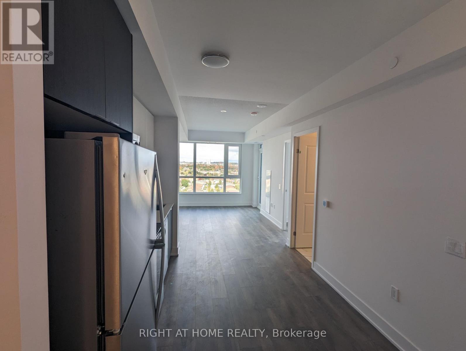 1607 - 202 Burnhamthorpe Road E, Mississauga, Ontario  L5A 0B2 - Photo 5 - W13017528