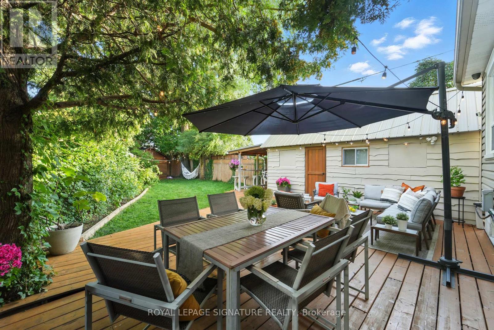 33 Cochrane Drive W, Toronto, Ontario  M8Z 3Z4 - Photo 19 - W13017530