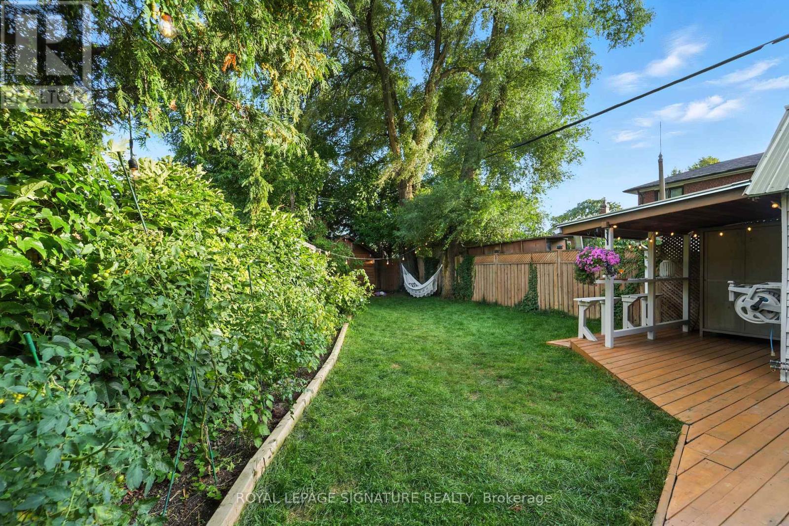 33 Cochrane Drive W, Toronto, Ontario  M8Z 3Z4 - Photo 20 - W13017530