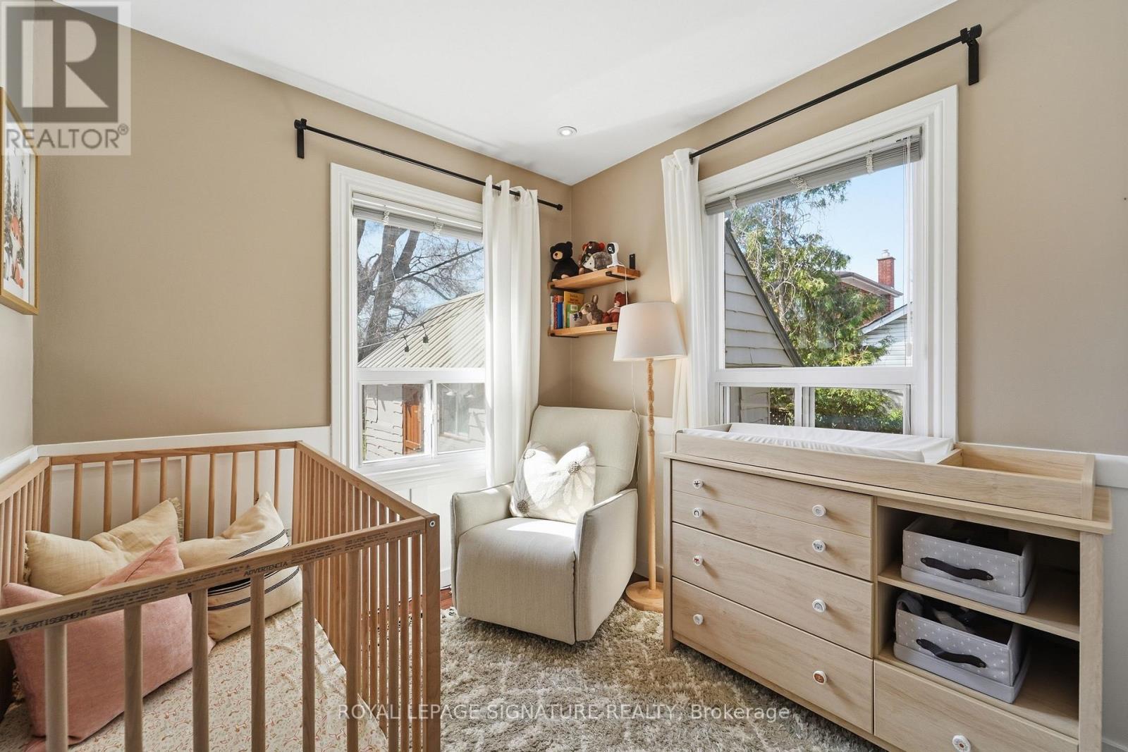 33 Cochrane Drive W, Toronto, Ontario  M8Z 3Z4 - Photo 8 - W13017530