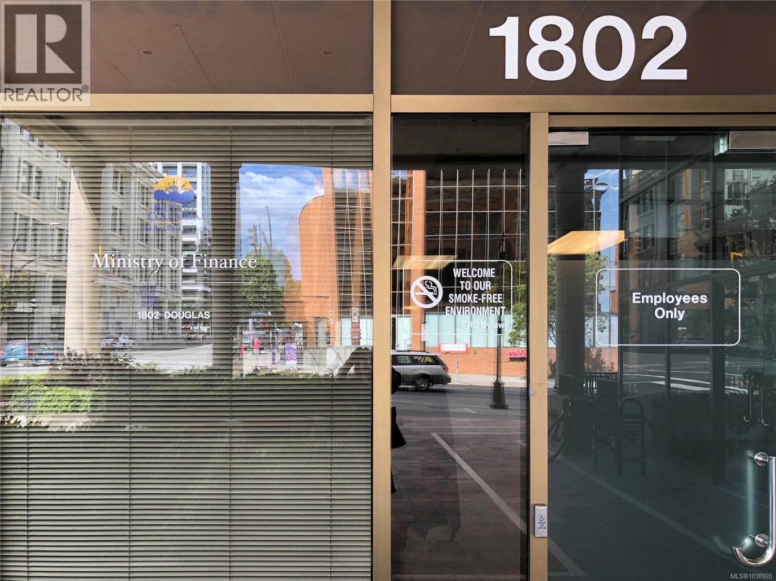 1802 Douglas St, Victoria, British Columbia  V8T 4K6 - Photo 20 - 1030920