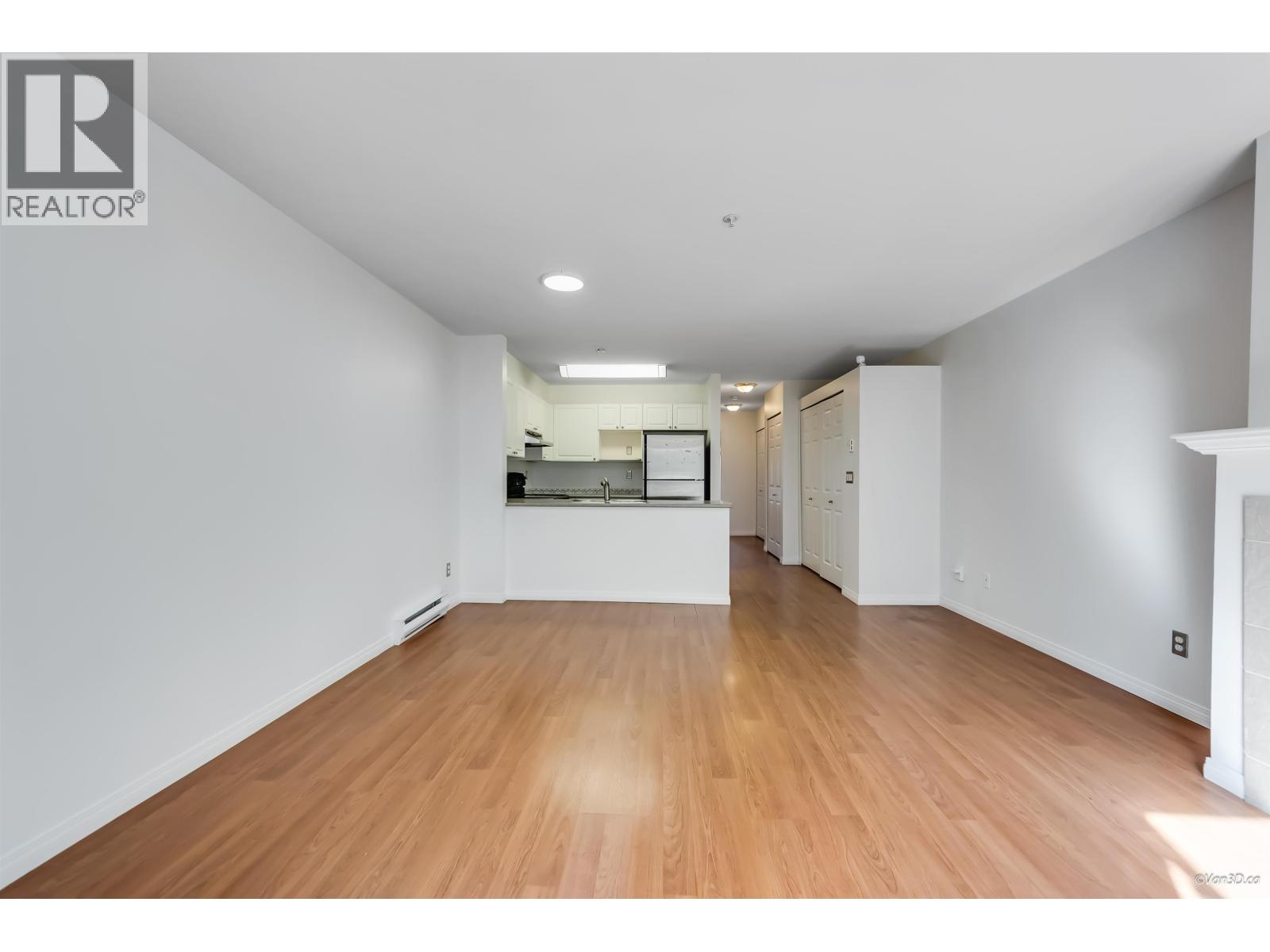 127 6588 Southoaks Crescent, Burnaby, British Columbia  V5E 4K1 - Photo 3 - R3110411