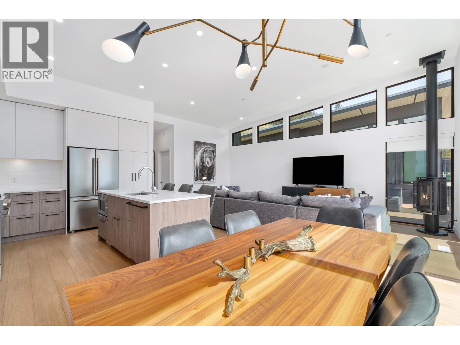 41 4000 Sunstone Way, Pemberton, British Columbia  V0N 2L3 - Photo 7 - R3113102