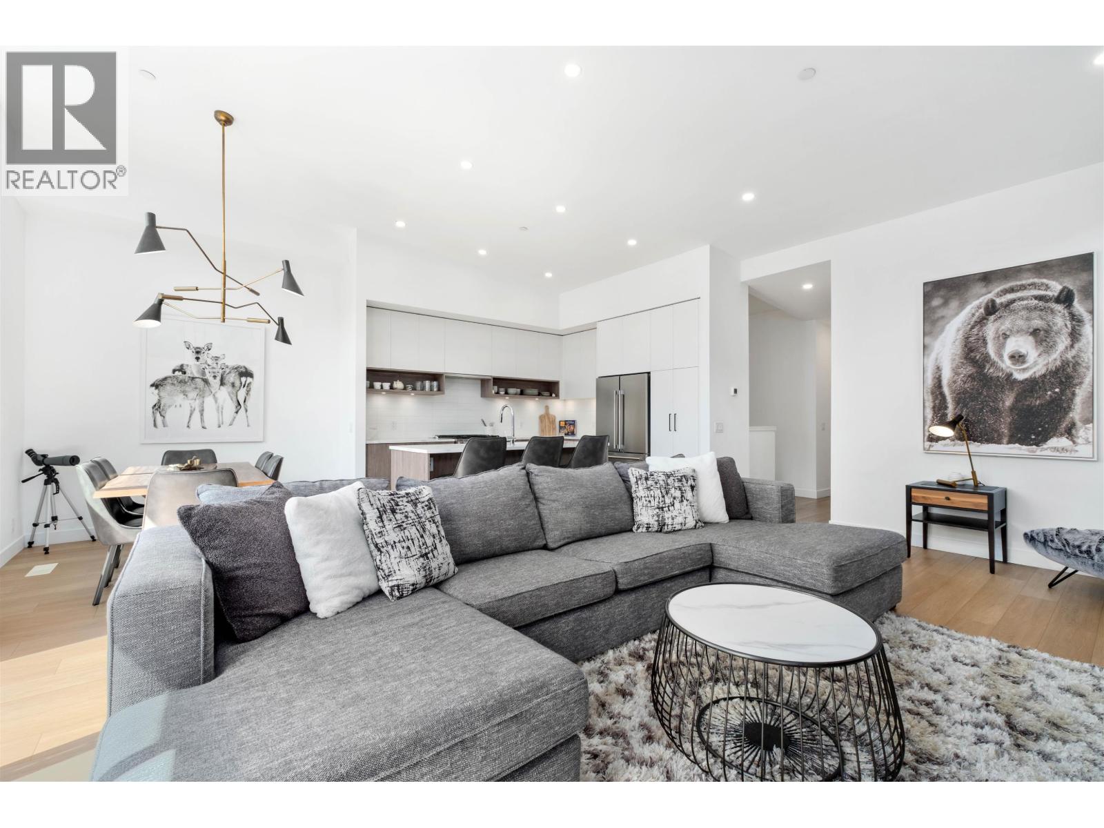 41 4000 Sunstone Way, Pemberton, British Columbia  V0N 2L3 - Photo 4 - R3113102