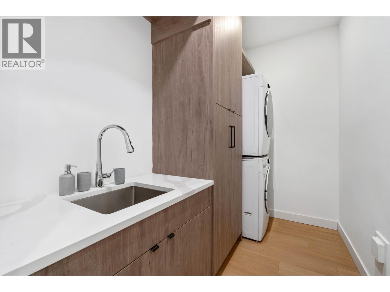 41 4000 Sunstone Way, Pemberton, British Columbia  V0N 2L3 - Photo 34 - R3113102